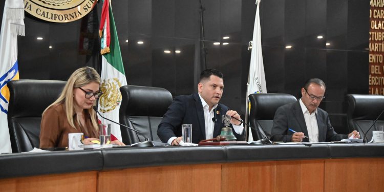 El Congreso de BCS analiza una iniciativa ciudadana para publicar edictos en medios digitales, fue presentada por Ricardo René del Río Manríquez.