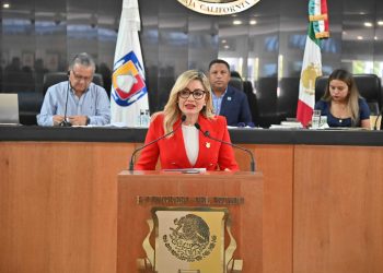 Impulsa Karina Olivas cumplimiento de la “Ley Silla” en BCS; Congreso exige inspecciones para proteger la salud laboral