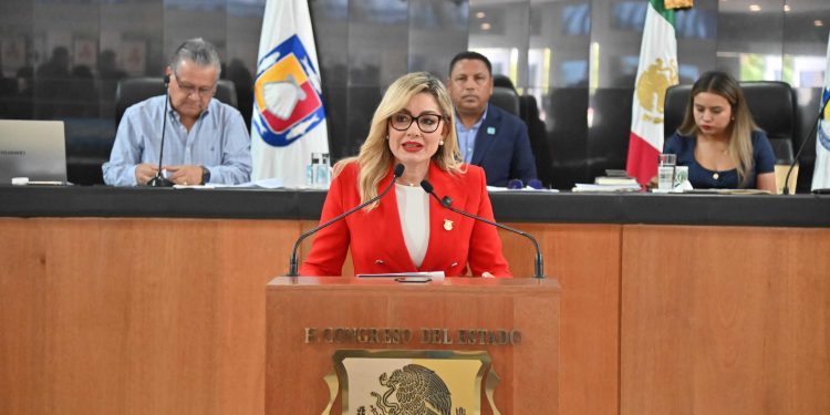  Impulsa la diputada Karina Olivas cumplimiento de la “Ley Silla” en BCS; el Congreso exige inspecciones para proteger la salud laboral.