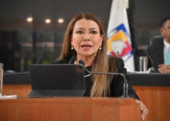 Propone diputada Lupita Saldaña equiparar penas para castigar a quien promueva el matrimonio infantil en BCS