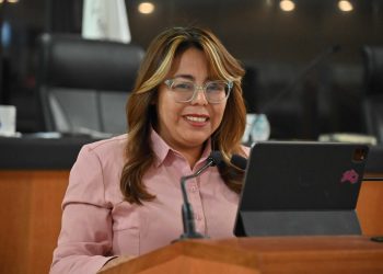 Buscan reconocer en BCS el parentesco real de recién nacidos cuando la madre ha rehecho su vida familiar