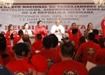 Asiste Víctor Castro a convención estatal del sindicato minero; reconoce logros y unidad del gremio