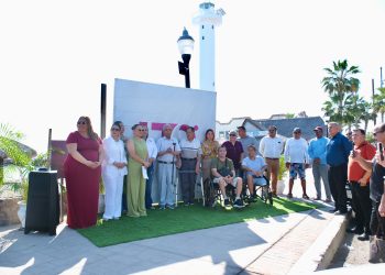 ENCABEZA ALCALDESA PAZ OCHOA AMADOR INAUGURACIÓN DEL ANDADOR INCLUSIVO EN EL MALECÓN DE LORETO