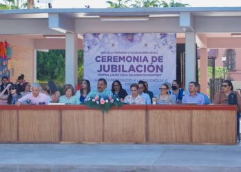 LORETO RECONOCE LEGADO DE LA PROFESORA LAURA TALAMANTES; UNA VIDA DEDICADA A EDUCAR Y TRANSFORMAR GENERACIONES
