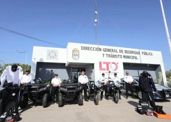 RECIBE SEGURIDAD PÚBLICA DE LORETO EQUIPAMIENTO Y UNIDADES PARA FORTALECER SU OPERATIVIDAD