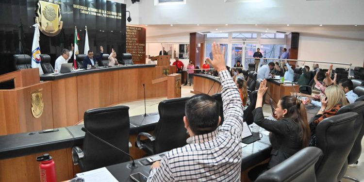 Aprueban en el Congreso de BCS reforma mediante la cual equipos deportivos estarán obligados a contar con al menos dos integrantes capacitados en materia de primeros auxilios básicos, en calidad de primeros respondientes.