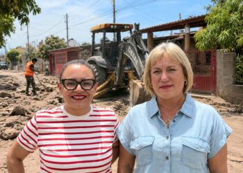 CUMPLIENDO COMPROMISOS ADQUIRIDOS ALCALDESA DE LORETO DA INICIO A LOS TRABAJOS DE REMODELACIÓN EN ANDADORES DE COLONIA INFONAVIT