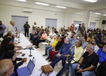 La esperanza de partidos de oposición es que Morena y aliados hagan implosión y se dividan.