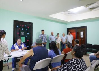 ENTREGAN DIF LORETO Y BENEFICENCIA PÚBLICA LENTES GRATUITOS A FAMILIAS DE GRUPOS PRIORITARIOS