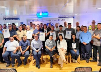 Reconoce SETUE acciones de Baja Ferries para mejorar la experiencia de usuarios