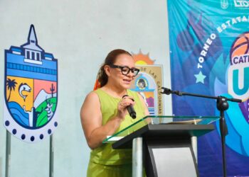 ALCALDESA PAZ OCHOA AMADOR ENCABEZA FIESTAS PATRONALES JUNCALITO 2026