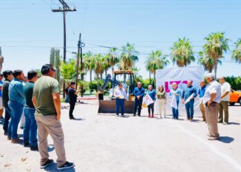 ARRANCA SEGUNDA ETAPA DE PAVIMENTACIÓN DE LA CALLE EVANISTAS EN LA COLONIA OBRERA DE LORETO