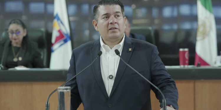 El diputado Fabrizio del Castillo Miranda (PRI) propuso reformar la Ley de Educación del Estado de BCS para incluir la enseñanza de la historia regional sudcaliforniana en la educación básica.