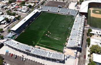 Avanzan trabajos de mantenimiento y rehabilitación en el Estadio Guaycura