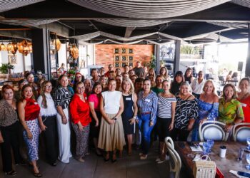 MILENA QUIROGA COMPARTIÓ CON MUJERES EMPRESARIAS Y AMIGAS DE LOS CABOS SU VISIÓN PARA CONSTRUIR UN BAJA CALIFORNIA SUR CON RESULTADOS