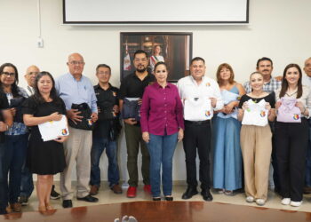 Desesperadas arengas del subsecretario federal Leonel Cota a favor de su hijo Manuel Cota, reflejan la debilidad de este proyecto.