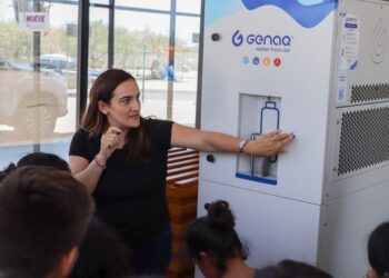 Instala Gobierno Municipal de La Paz bebedero en CDM La Pitahaya