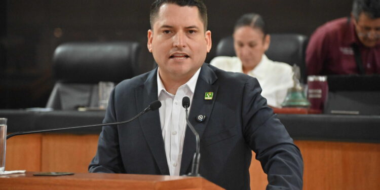 El diputado Erick Agundez (PVEM) propuso reformas a la nueva Ley de Equilibrio Ecológico y Protección al Medio Ambiente de BCS para mejorar la aplicación de la ley y fortalecer la coordinación entre autoridades.