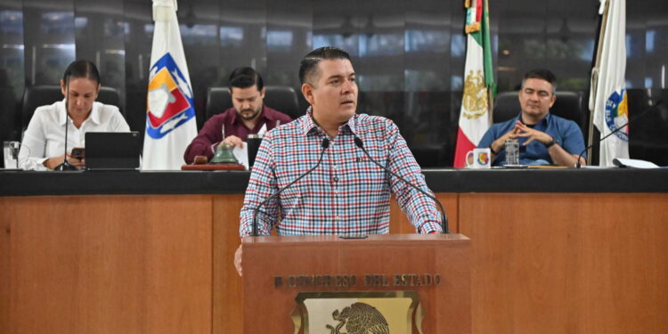 La XVII Legislatura del Congreso de BCS, aprobó exhortar a Diputados Federales representantes de BCS frenar recorte presupuestal a BCS para 2027, así como garantizar la recuperación de los recursos del Fondo de Aportaciones para la Infraestructura Social (FAIS).