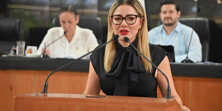 La diputada Karina Olivas Parra (PT) propuso reformas a la Ley Orgánica Municipal para fortalecer el cabildo abierto y prácticas de transparencia en los ayuntamientos, que permitan mayores mecanismos de participación ciudadana.