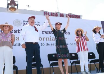 Recibe Víctor Castro a la presidenta Claudia Sheinbaum y refrenda respaldo de Baja California Sur