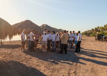 ZOFEMAT LORETO RESPALDA INICIATIVA CIUDADANA Y PARTICIPA EN DOBLE JORNADA DE LIMPIEZA