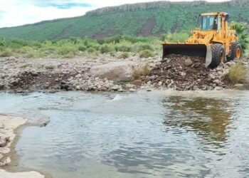 TRABAJA XI AYUNTAMIENTO DE LORETO EN LA REHABILITACIÓN DE 30 KILÓMETROS DE CAMINO RURAL EN LA ZONA SERRANA