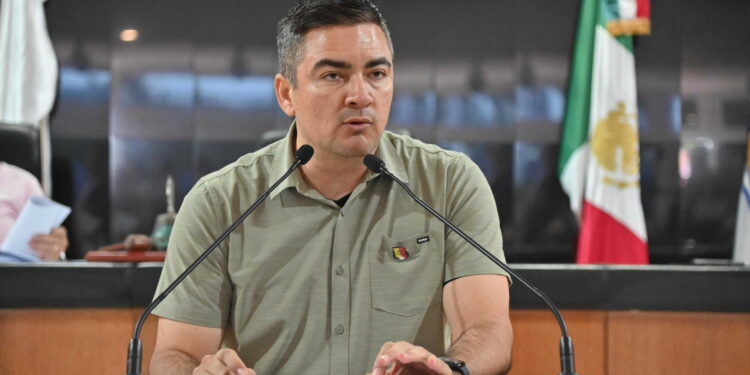 Conminan al Ejecutivo Estatal a que gestione la concesión de ASIPONA CSL al Gobierno de BCS, del mismo modo, exhortan al titular de ASIPONA CSL a rendir un informe sobre las condiciones, operatividad y cobros de la Marina de Cabo San Lucas.