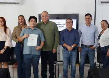 Concluye Secretaría del Trabajo curso para mejorar la atención ciudadan