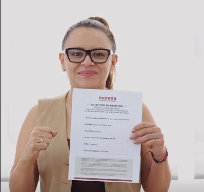 Loreto, B.C.S. 19 de octubre del 2026.- Con el mensaje “Por Loreto estoy lista”, la alcaldesa Paz Ochoa Amador formalizó su intención de participar en el proceso interno de Morena para coordinar los trabajos de la Defensa de la Transformación en el municipio, colocando en el centro de su planteamiento la continuidad de los proyectos públicos, la evaluación ciudadana y el compromiso de seguir trabajando por Loreto.